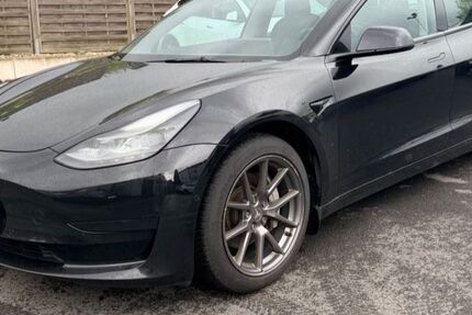 Tesla Model 3 211.600 km 19.250 &euro; Bochum 44803