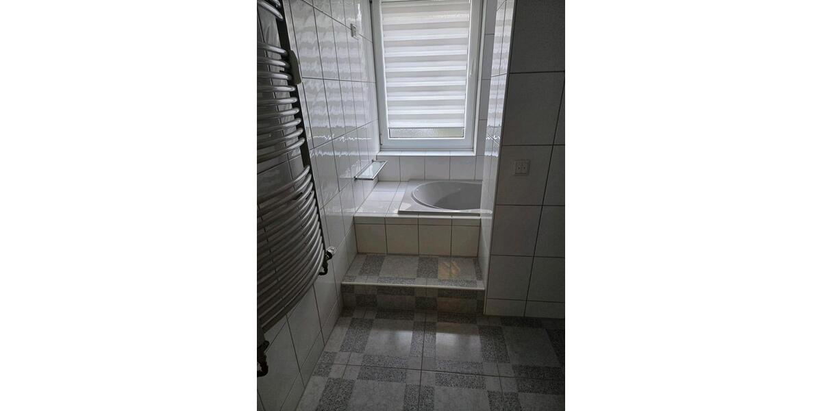 Erdgeschoßwohnung Gelsenkirchen Gelsenkirchen-West - 4 Zimmer, 130 m&sup2;, 293.000&euro; | Angebot:27038017