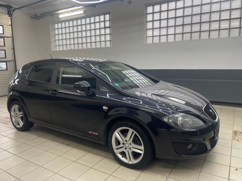 Seat Leon 65.300 km 6.600 € Kamen 59174
