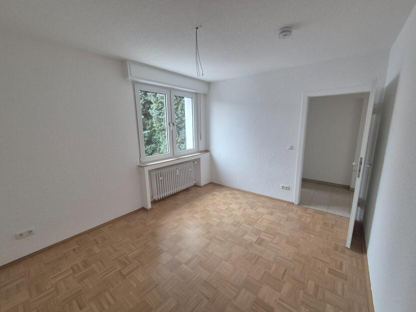 Erstbezug nach Modernisierung, Höntrop 3,5 Raum, Balkon, Gäste-WC zimmer