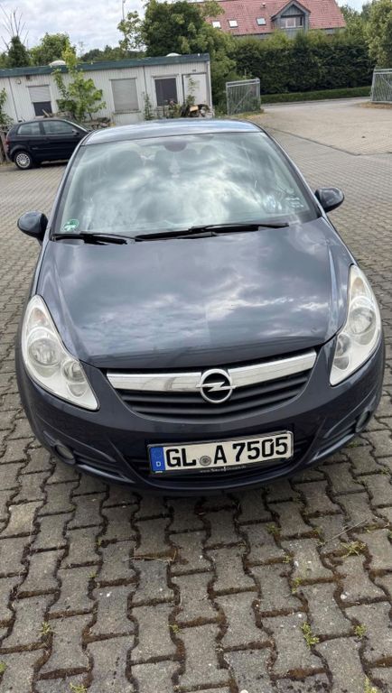 Opel Corsa 168.000 km 2.700 € Selm 59379