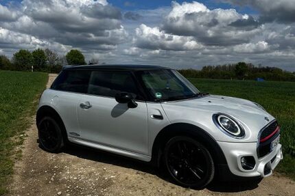 Mini Cooper 182.203 km 11.250 &euro; Selm 59379