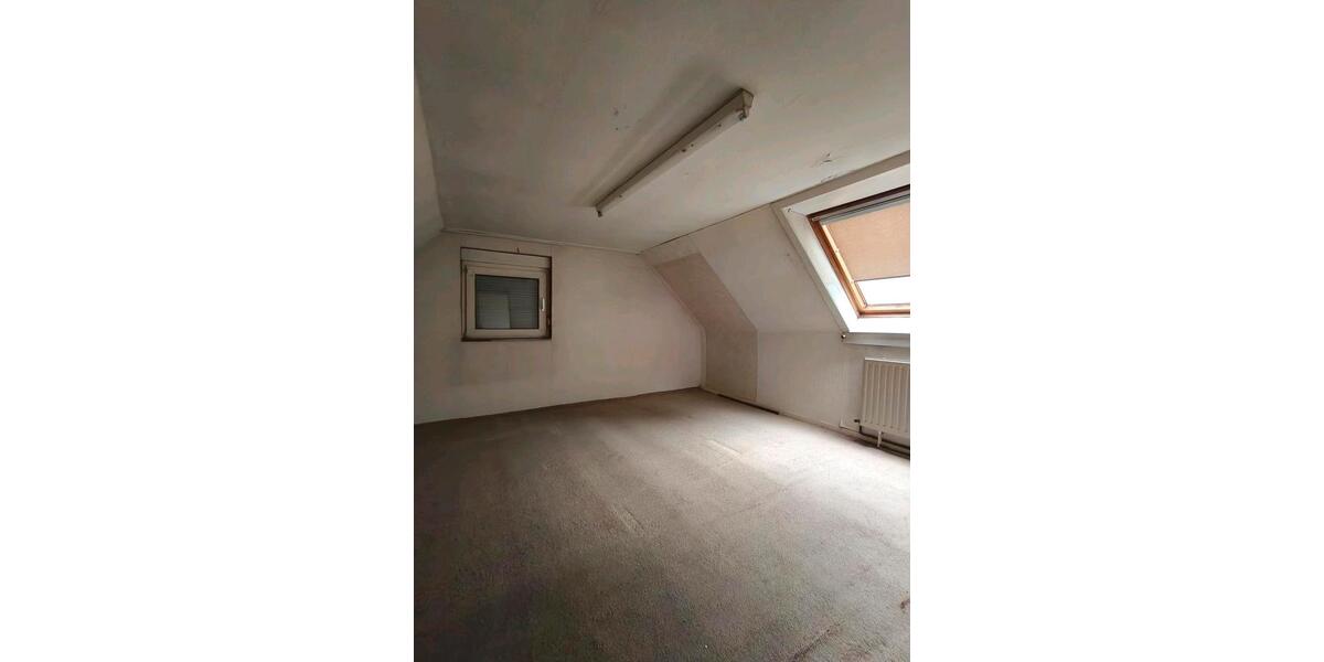 Einfamilienhaus Dortmund Brackel - 5 Zimmer, 135 m&sup2;, 1.350&euro; | Angebot:25371512