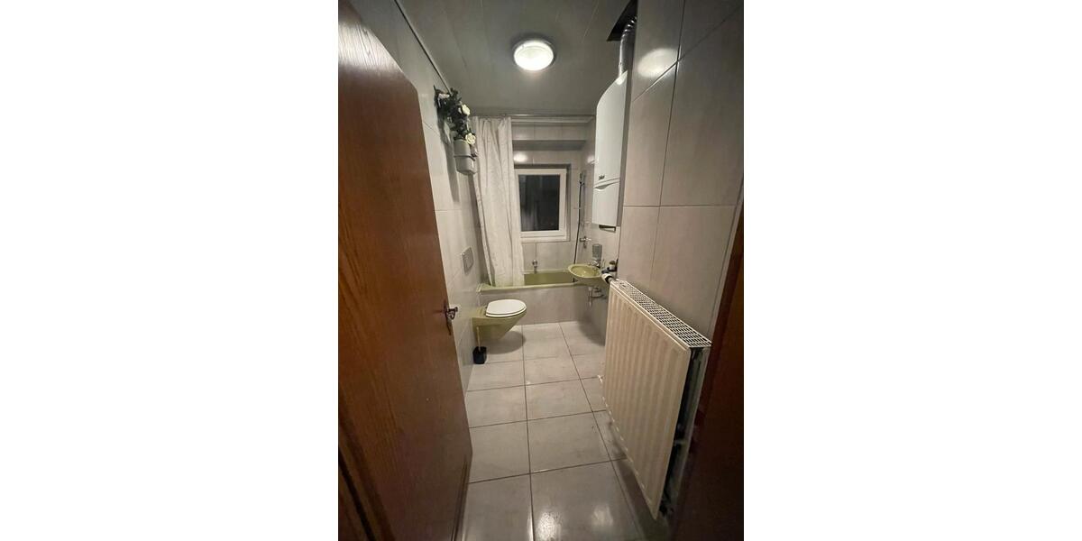 Etagenwohnung Essen Stadtbezirk III - 3 Zimmer, 70 m&sup2;, 950&euro; | Angebot:26366118