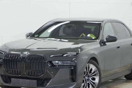 BMW 740 32.356 km 99.940 &euro; Gelsenkirchen 45897