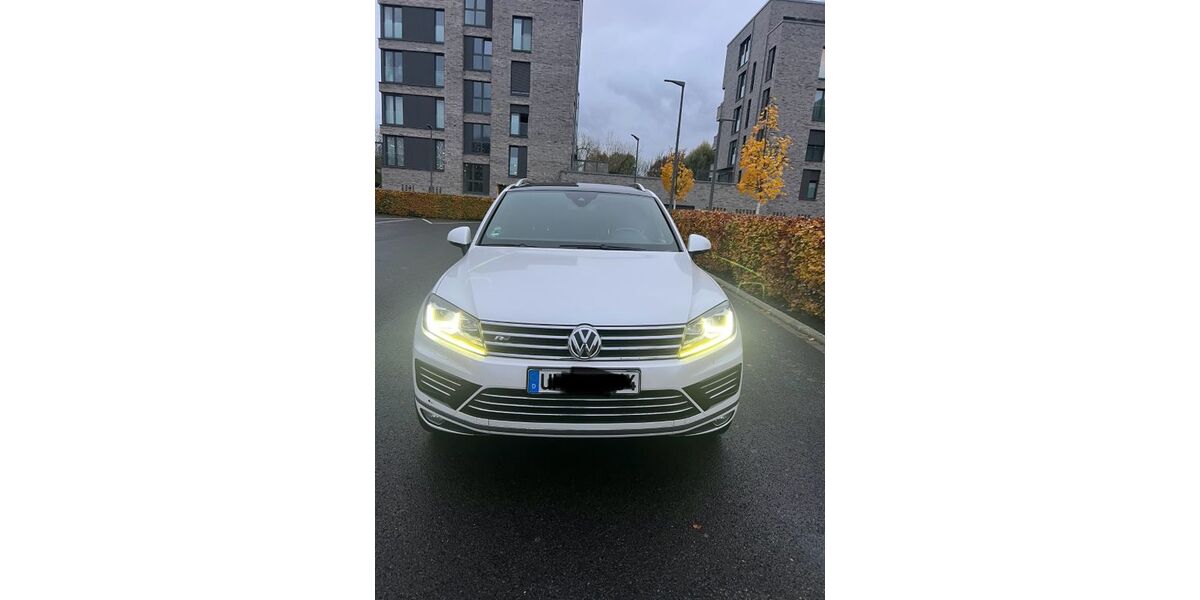 VW Touareg 172.876 km 21.999 &euro; Lünen 44534
