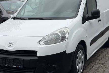 Peugeot Partner 157.900 km 5.999 &euro; Dortmund 44149