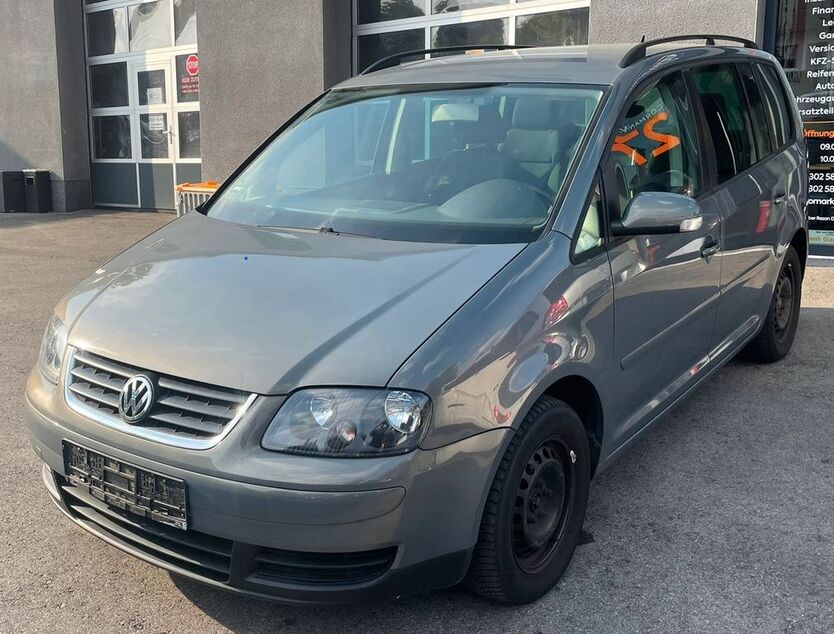 VW Touran 239.000 km 1.690 € Witten - NRW 58455