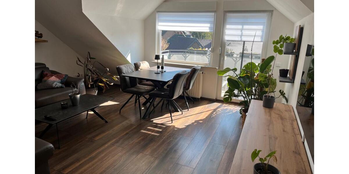 Dachgeschoßwohnung Lünen Alstedde - 2.5 Zimmer, 55 m&sup2;, 500&euro; | Angebot:26296372