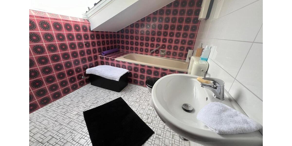 Erdgeschoßwohnung Bochum Bochum-Südwest - 3 Zimmer, 76 m&sup2;, 268.000&euro; | Angebot:25906925