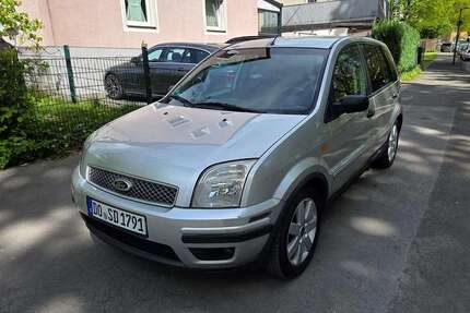 Ford Fusion 67.500 km 3.500 &euro; Dortmund, Stadt 44339