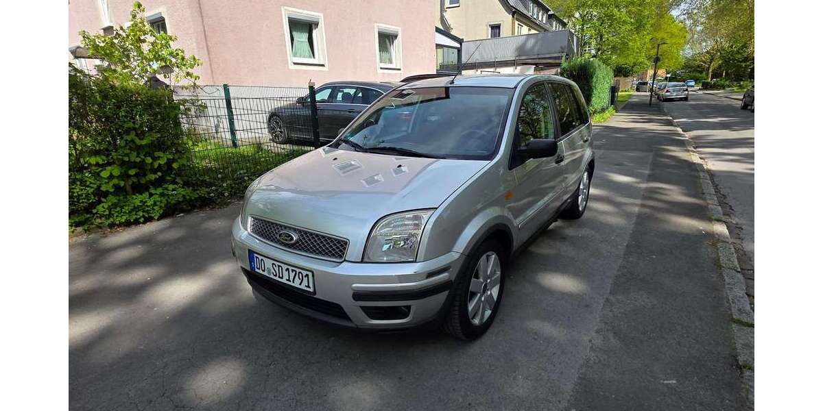 Ford Fusion 67.500 km 3.500 &euro; Dortmund, Stadt 44339