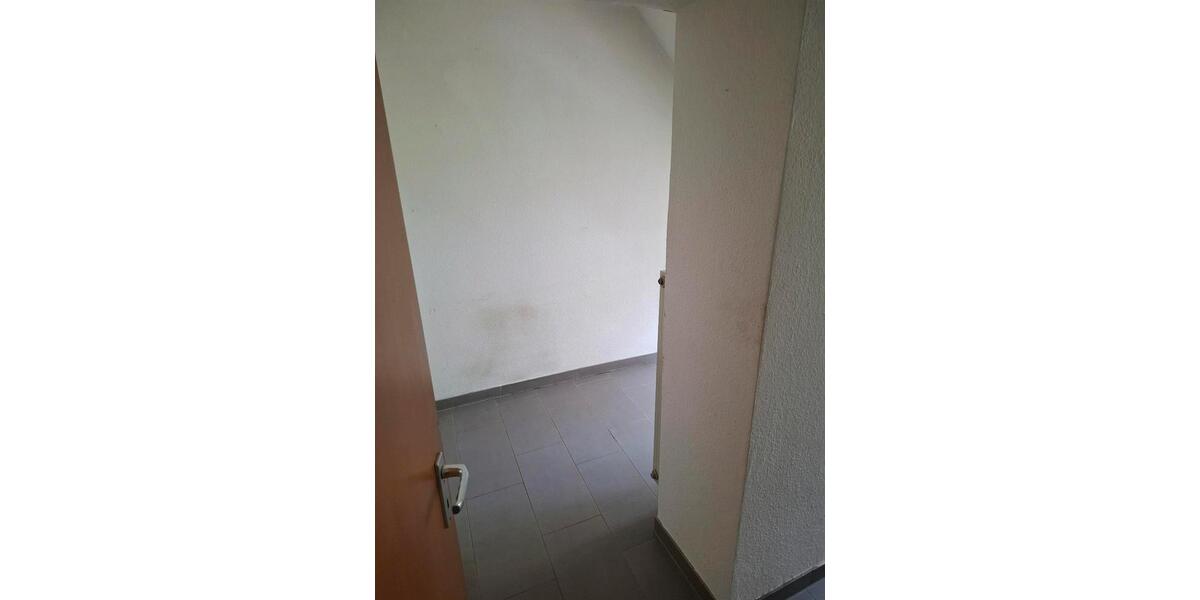 Dachgeschoßwohnung Gladbeck Alt-Rentfort - 3.5 Zimmer, 68 m&sup2;, 885&euro; | Angebot:26311838