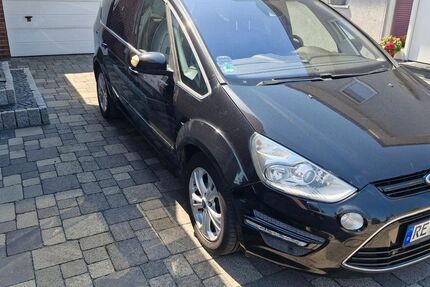 Ford S-Max 266.800 km 3.995 &euro; Waltrop 45731