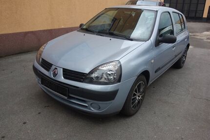 Renault Clio 74.000 km 1.450 &euro; mülheim an der rühr 45478