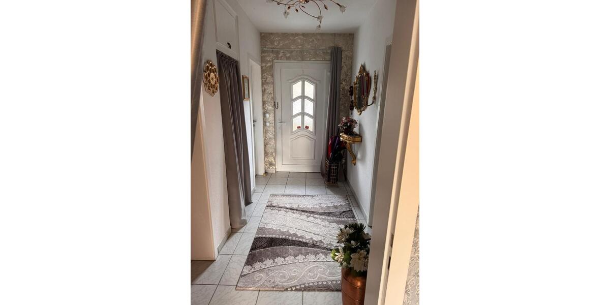 Reihenhaus Dortmund Brackel - 4.5 Zimmer, 100 m&sup2;, 330.000&euro; | Angebot:25427934