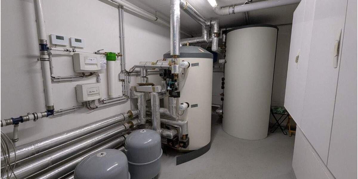 Etagenwohnung Mülheim an der Ruhr Dümpten - 4 Zimmer, 146 m&sup2;, 1.790&euro; | Angebot:25696344