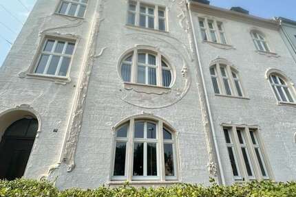 Wohnung zum Kaufen in Gelsenkirchen Bismarck 179.000 € 132 m² 5.5 zimmer