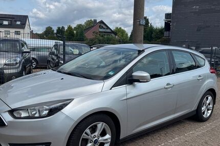 Ford Focus 88.136 km 6.990 € Datteln 45711