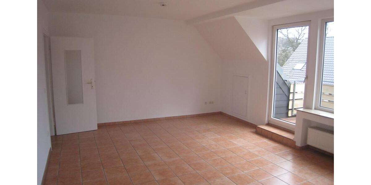 Dachgeschoßwohnung Witten - 3.5 Zimmer, 71 m&sup2;, 497&euro; | Angebot:26234585