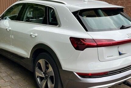 Audi e-tron 56.500 km 32.495 &euro; Gelsenkirchen 45897