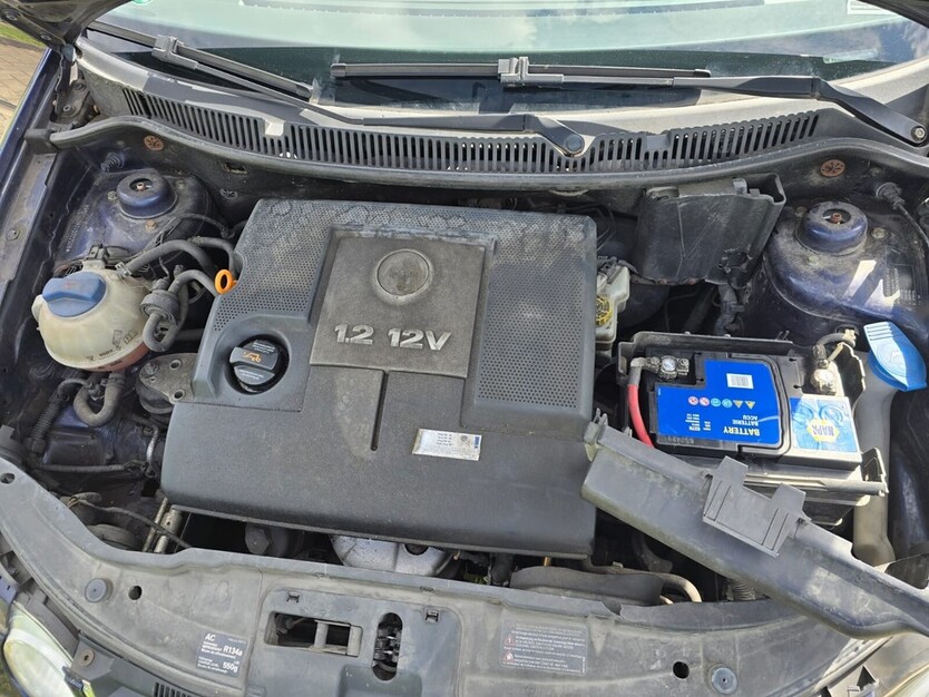 VW Polo 229.740 km 2.700 € Essen 45121