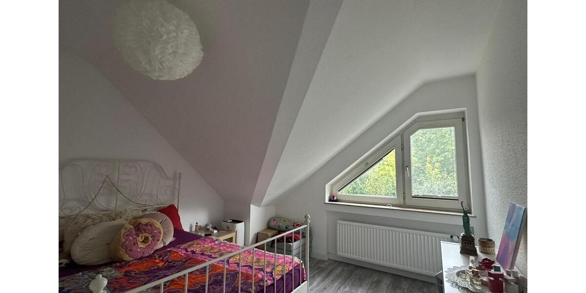 Dachgeschoßwohnung Waltrop - 5 Zimmer, 86 m&sup2;, 209.000&euro; | Angebot:27081288