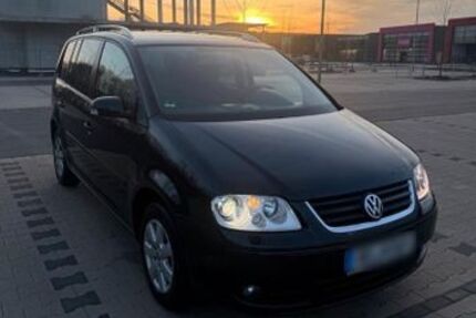 VW Touran 242.000 km 1.100 &euro; Recklinghausen 45663