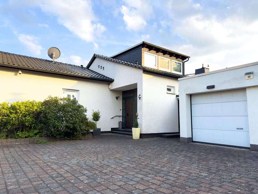 Haus zum Kaufen in Witten 740.000 € 290 m² 7 zimmer