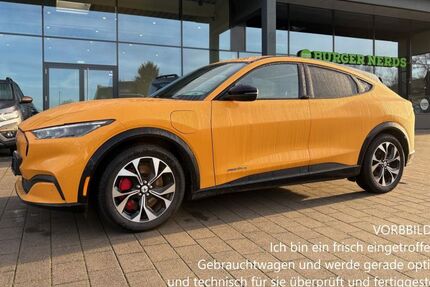 Ford Mustang Mach-E 71.722 km 26.470 &euro; Oberhausen 46049
