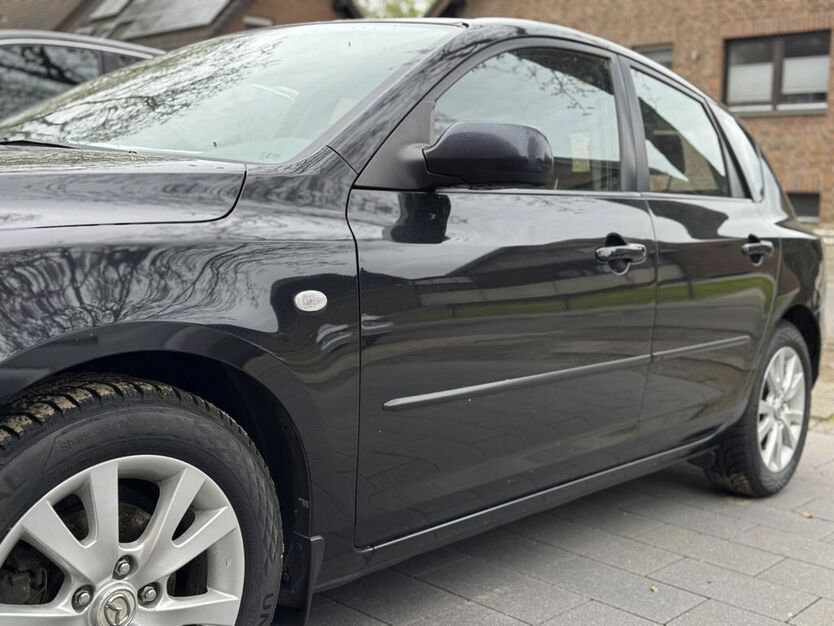 Mazda 3 216.500 km 3.150 € Marl 45772