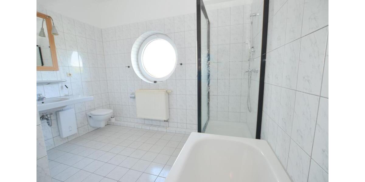 Dachgeschoßwohnung Marl Alt-Marl - 2 Zimmer, 87 m&sup2;, 622&euro; | Angebot:25418807