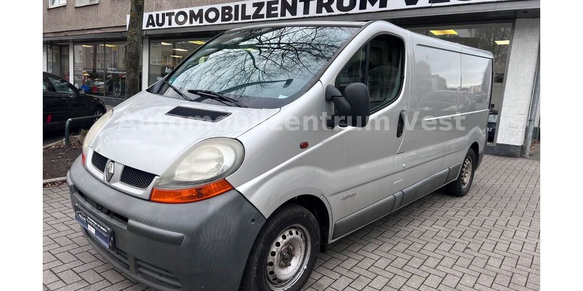 Renault Trafic 269.000 km 2.980 &euro; Recklinghausen 45657