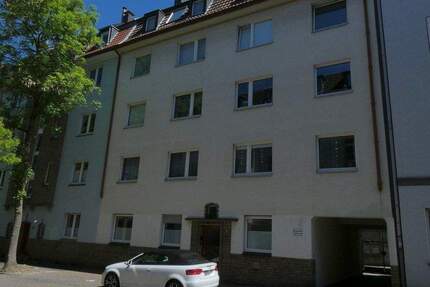 Helle Erdgeschosswohnung mit Balkon 2 zimmer