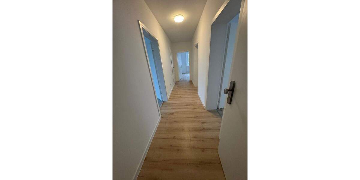 Etagenwohnung Witten Annen - 3 Zimmer, 85 m&sup2;, 890&euro; | Angebot:25341275