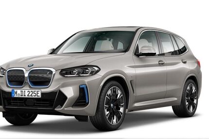 BMW iX3 14.581 km 48.990 &euro; Recklinghausen 45659