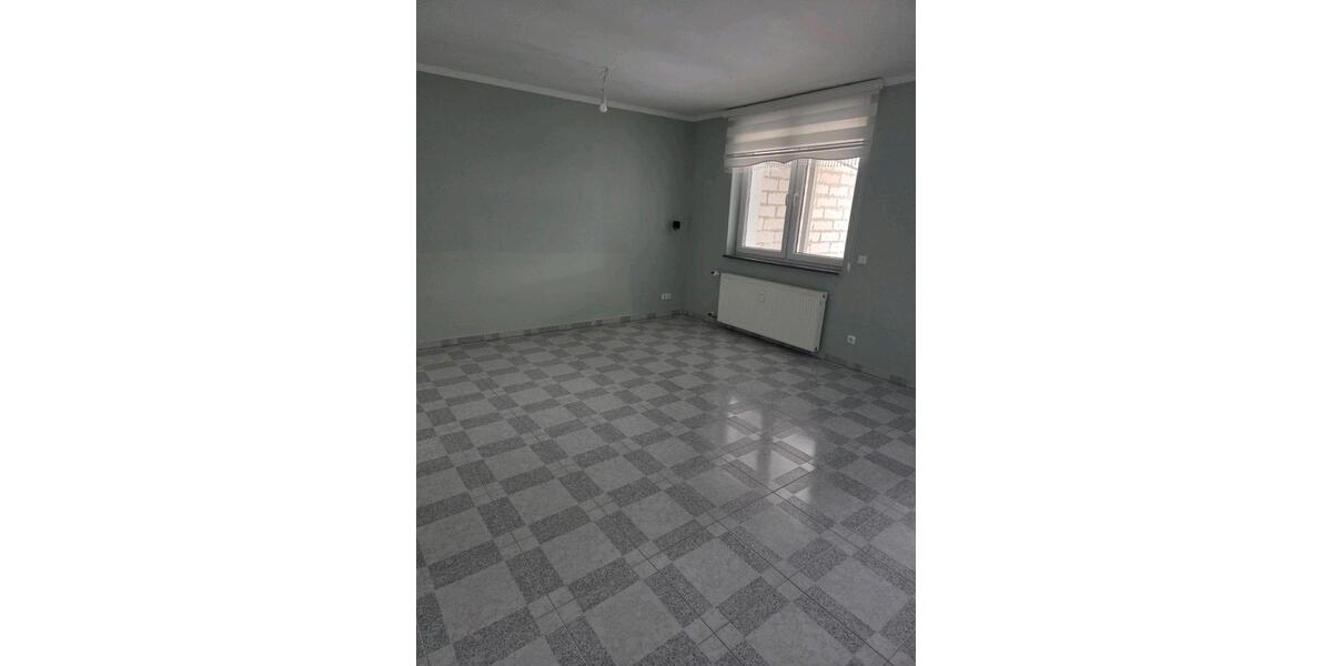 Erdgeschoßwohnung Gelsenkirchen Gelsenkirchen-West - 4 Zimmer, 130 m&sup2;, 293.000&euro; | Angebot:27038017