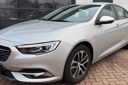 Opel Insignia 88.757 km 13.700 € Oberhausen 46047