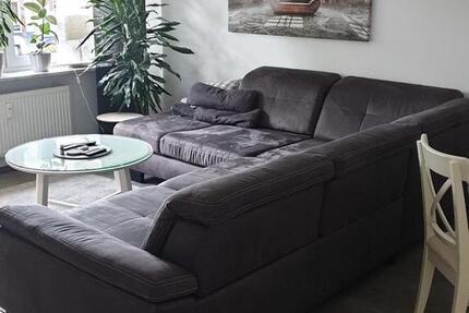 Moderne Wohnung in guter Lage von Buer zimmer