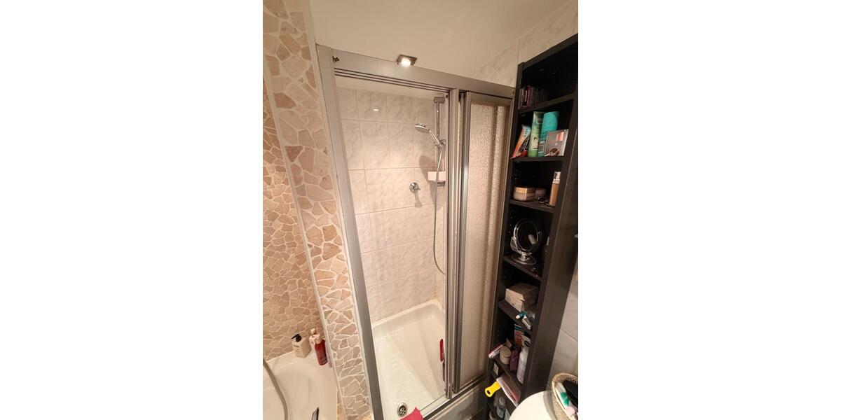 Erdgeschoßwohnung Essen Huttrop - 3 Zimmer, 68 m&sup2;, 169.000&euro; | Angebot:25636930