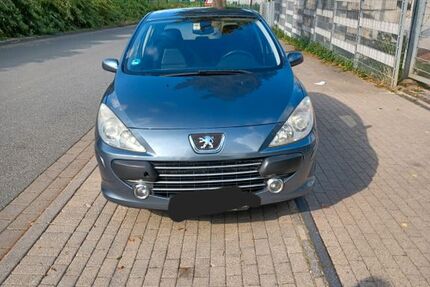 Peugeot 307 192.140 km 1.999 € essen 45355