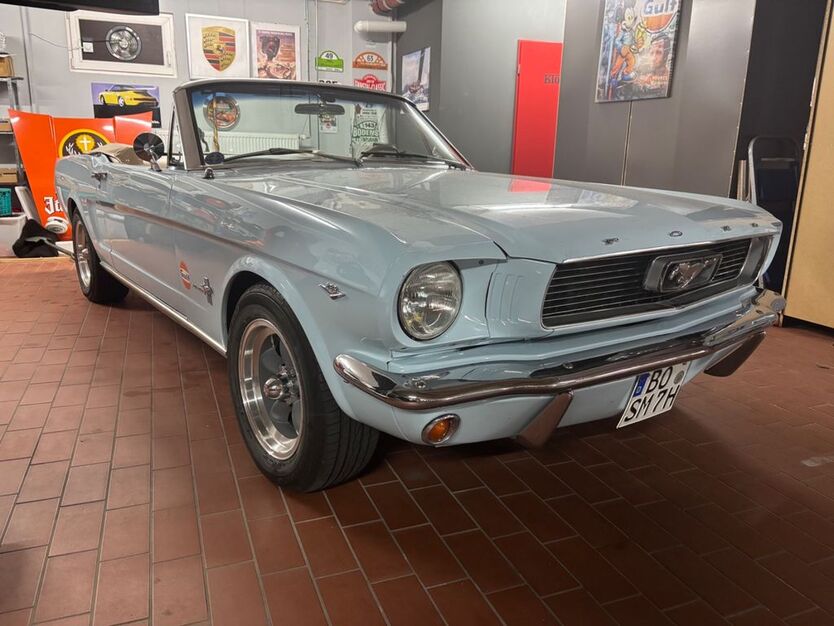 Ford Mustang 111.111 km 49.900 € Bochum 44797