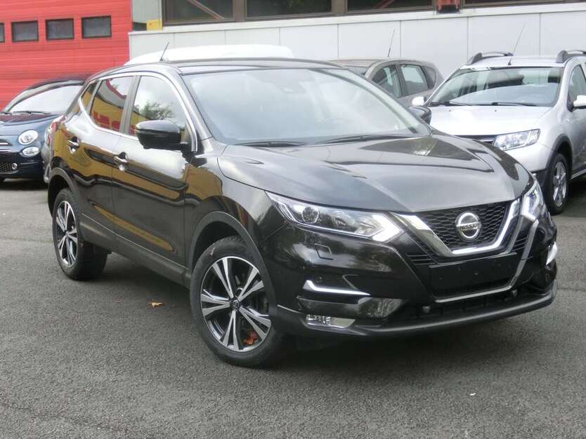 Nissan Qashqai 72.000 km 14.900 € Bochum 44867