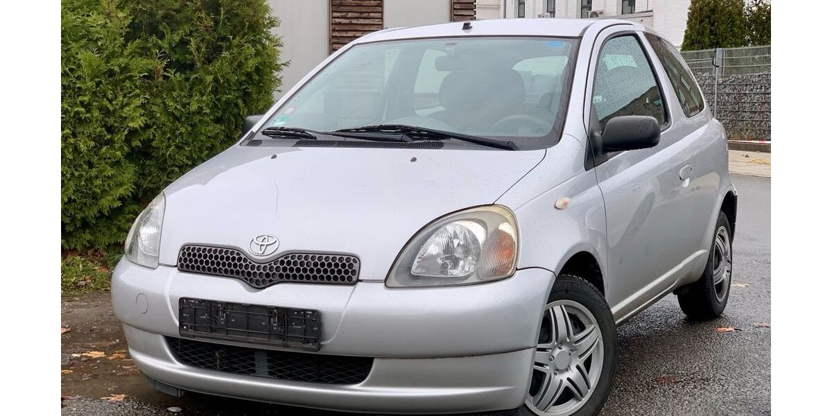 Toyota Yaris 65.288 km 2.500 &euro; Gelsenkirchen 45884