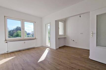 Renovierte Wohnung mit Balkon, für Singles und Paare in einer ruhigen Seitenstraße! 2 zimmer
