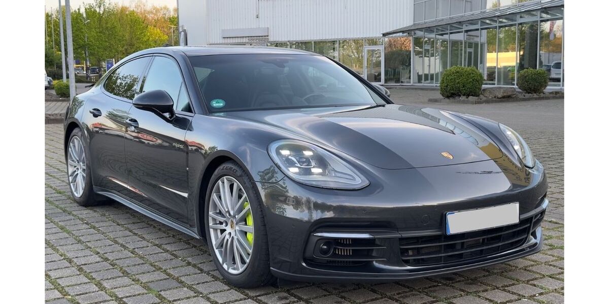 Porsche Panamera 62.000 km 62.650 &euro; Mülheim an der Ruhr 45478
