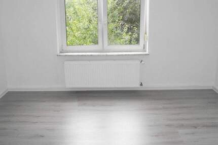 Wohnung Herne Wanne - 2 Zimmer, 70 m&sup2;, 500&euro; | Angebot:25371004