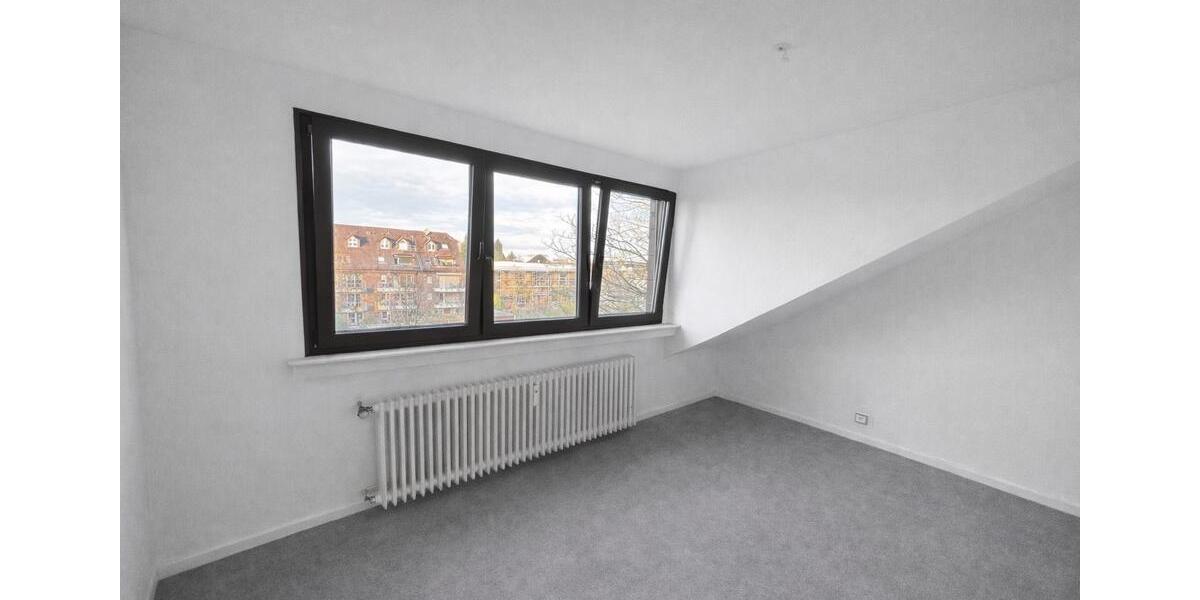 Dachgeschoßwohnung Recklinghausen König Ludwig - 3.5 Zimmer, 78 m&sup2;, 900&euro; | Angebot:24741383