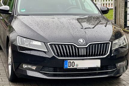 Skoda Superb 127.000 km 15.700 &euro; Dortmund 44379