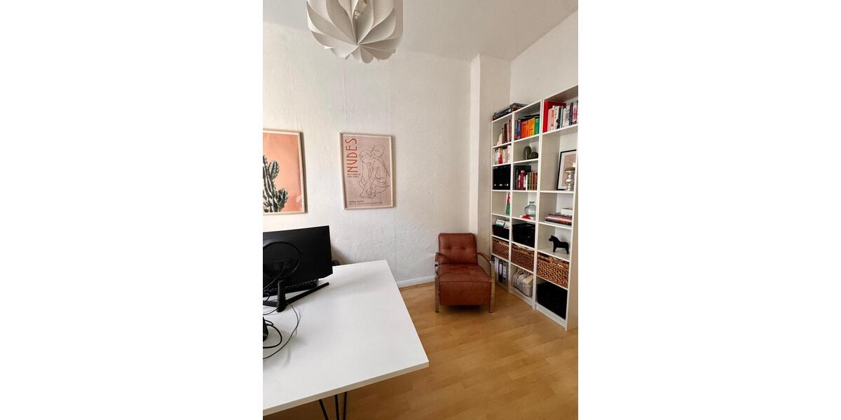 Romantische Single- oder Pärchenaltbauwohnung in Premiumlage 3 zimmer